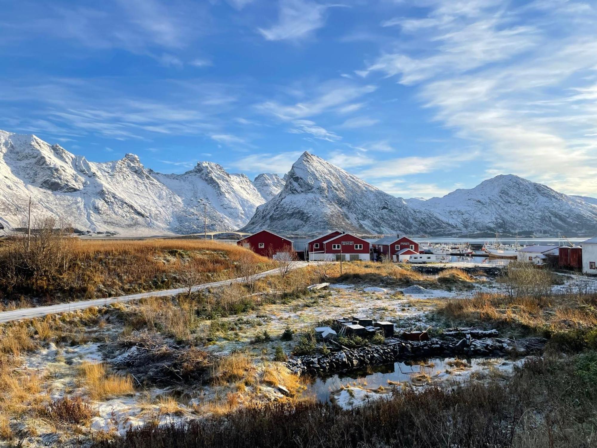 Lydersen Rorbuer Hostel And Apartments Kvalvika And Rytten Fredvang Exterior photo