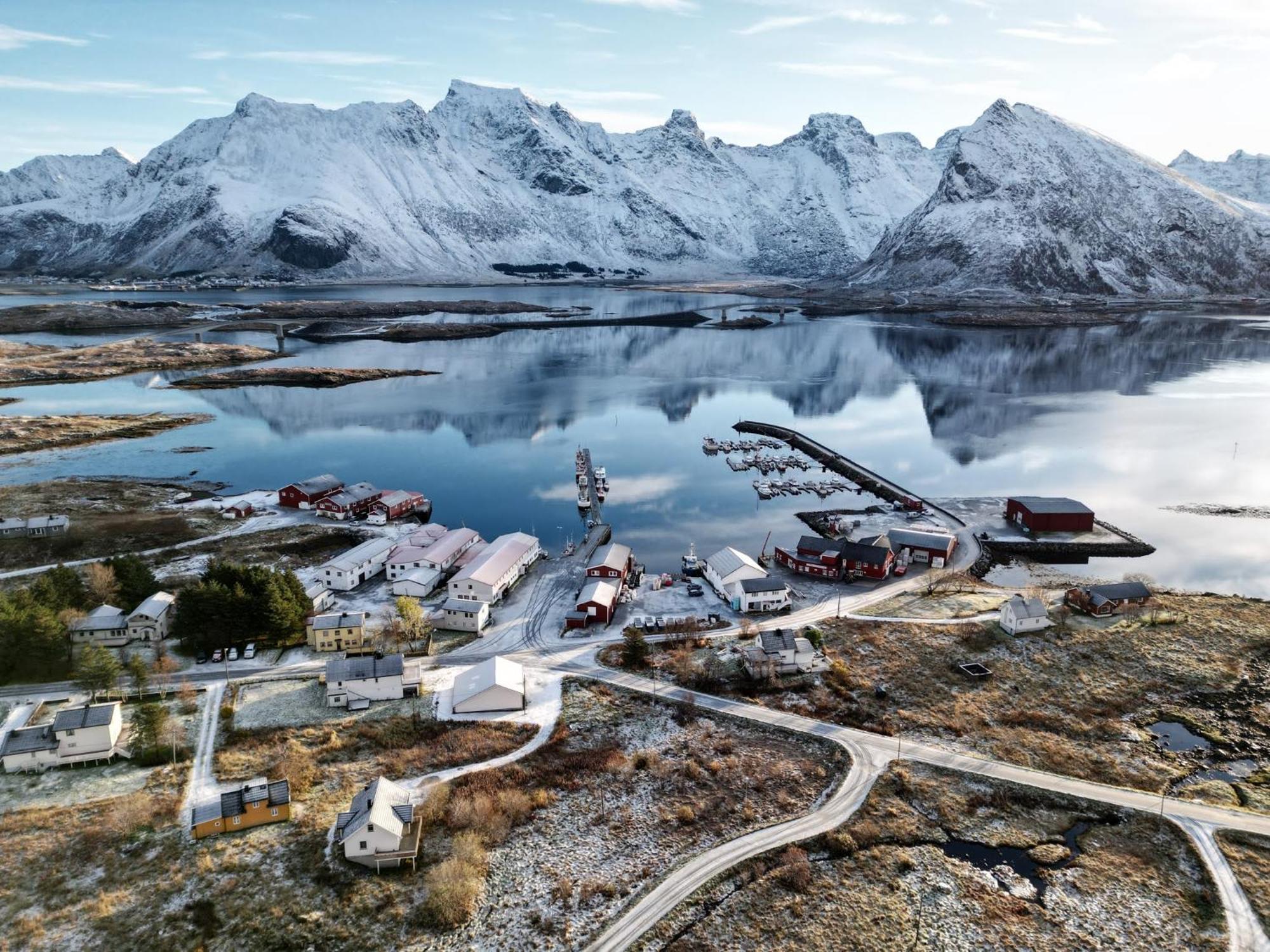 Lydersen Rorbuer Hostel And Apartments Kvalvika And Rytten Fredvang Exterior photo