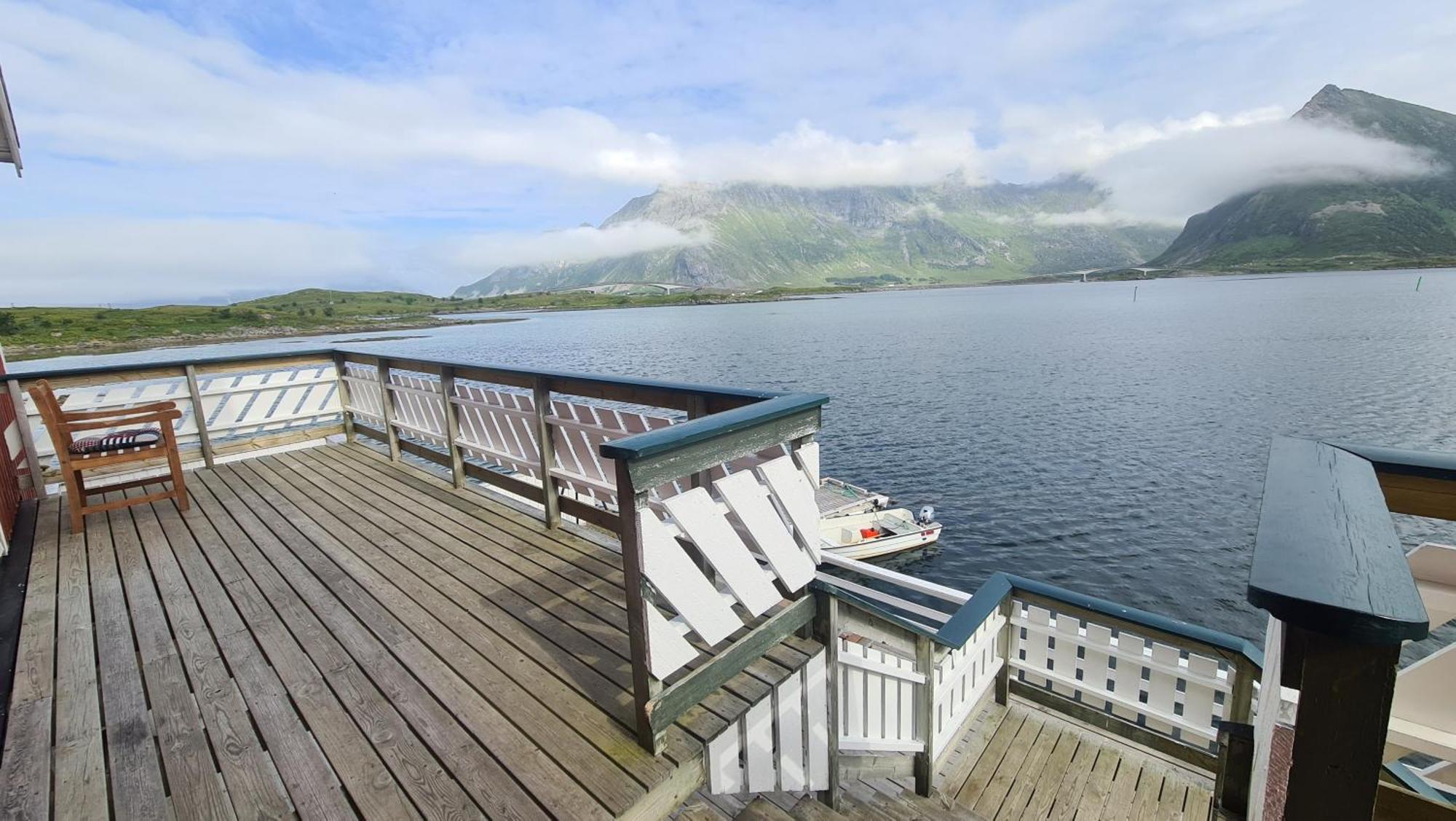 Lydersen Rorbuer Hostel And Apartments Kvalvika And Rytten Fredvang Exterior photo